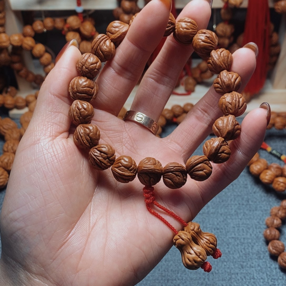 桃核吊坠龙纹桃枭