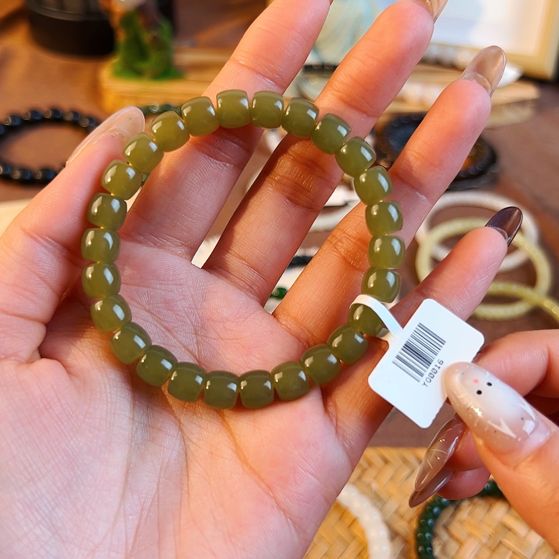 和田玉未镶嵌手串