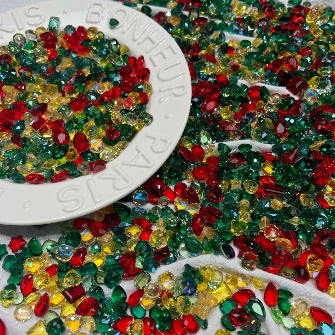 【圣诞精灵】拍一宠一 超闪 梧州料混水晶料 diy 美甲钻混