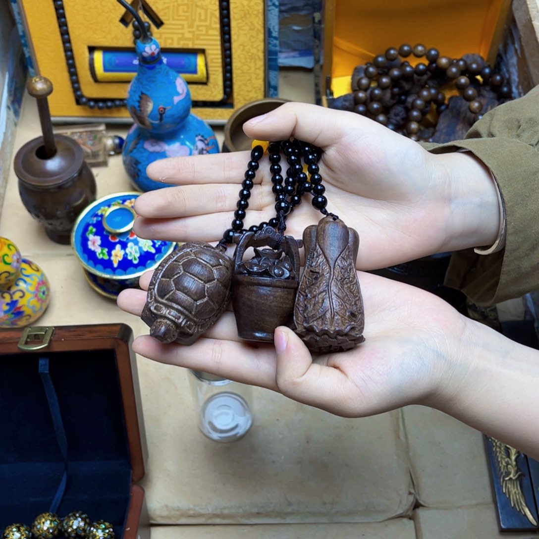 滴血莲花菩提吊坠