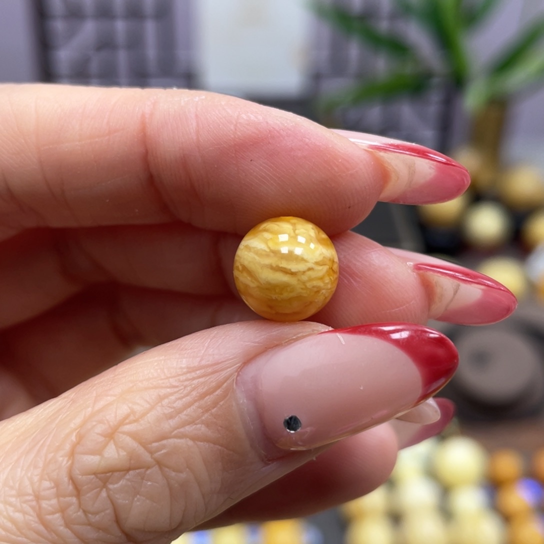 琥珀裸石未镶嵌10.0mm微瑕