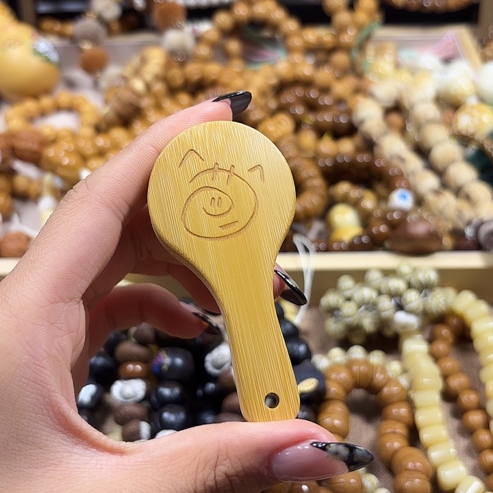大***向库克吊坠单发 一个刷子