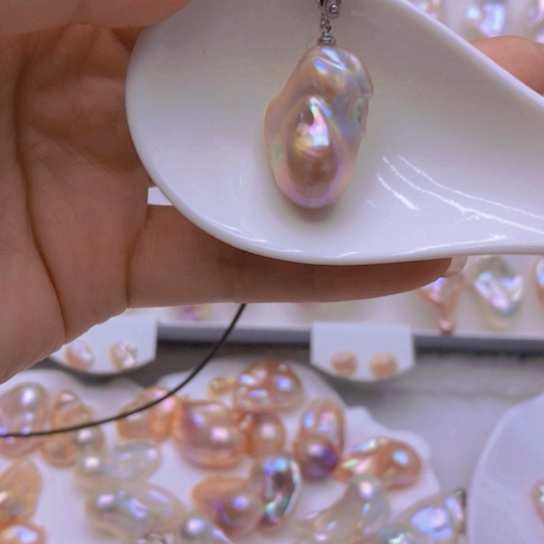 淡水珍珠未镶嵌颈饰