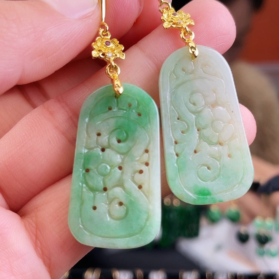 翡翠未镶嵌耳饰饰品