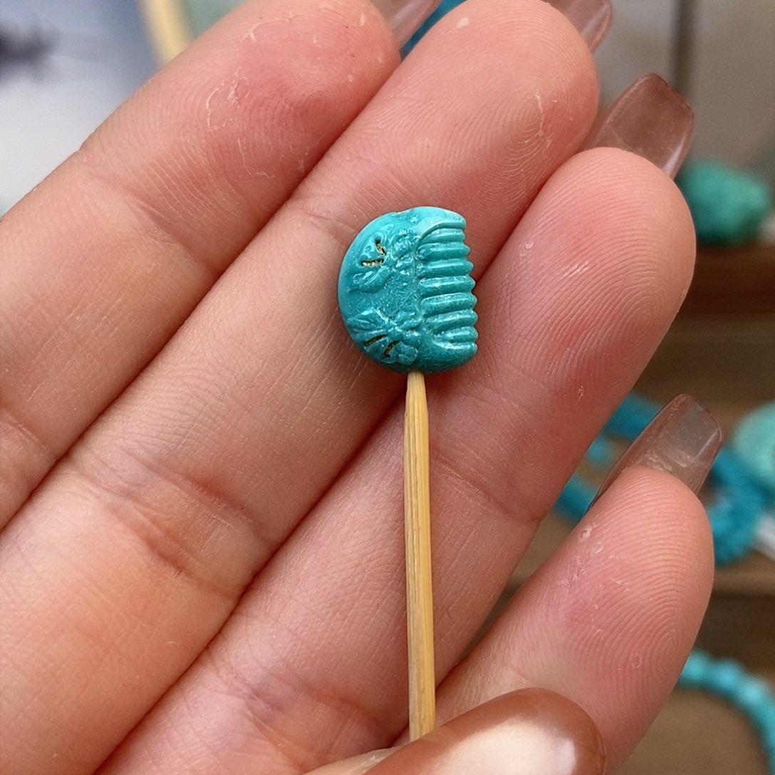 绿松石雕刻未镶嵌