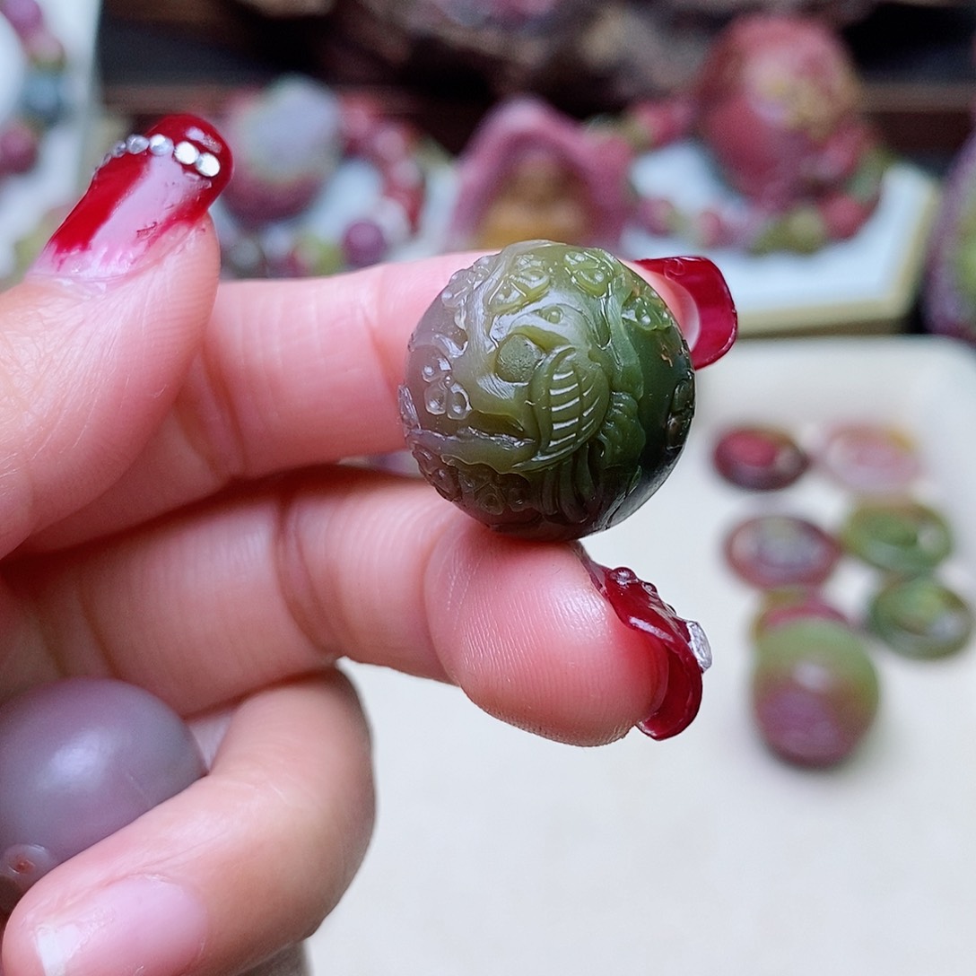 玛瑙/玉髓珠宝奇石未镶嵌?**碎盐源玛瑙东定制