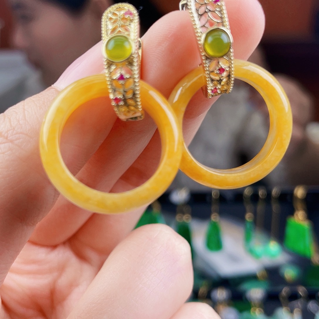 翡翠未镶嵌耳饰饰品