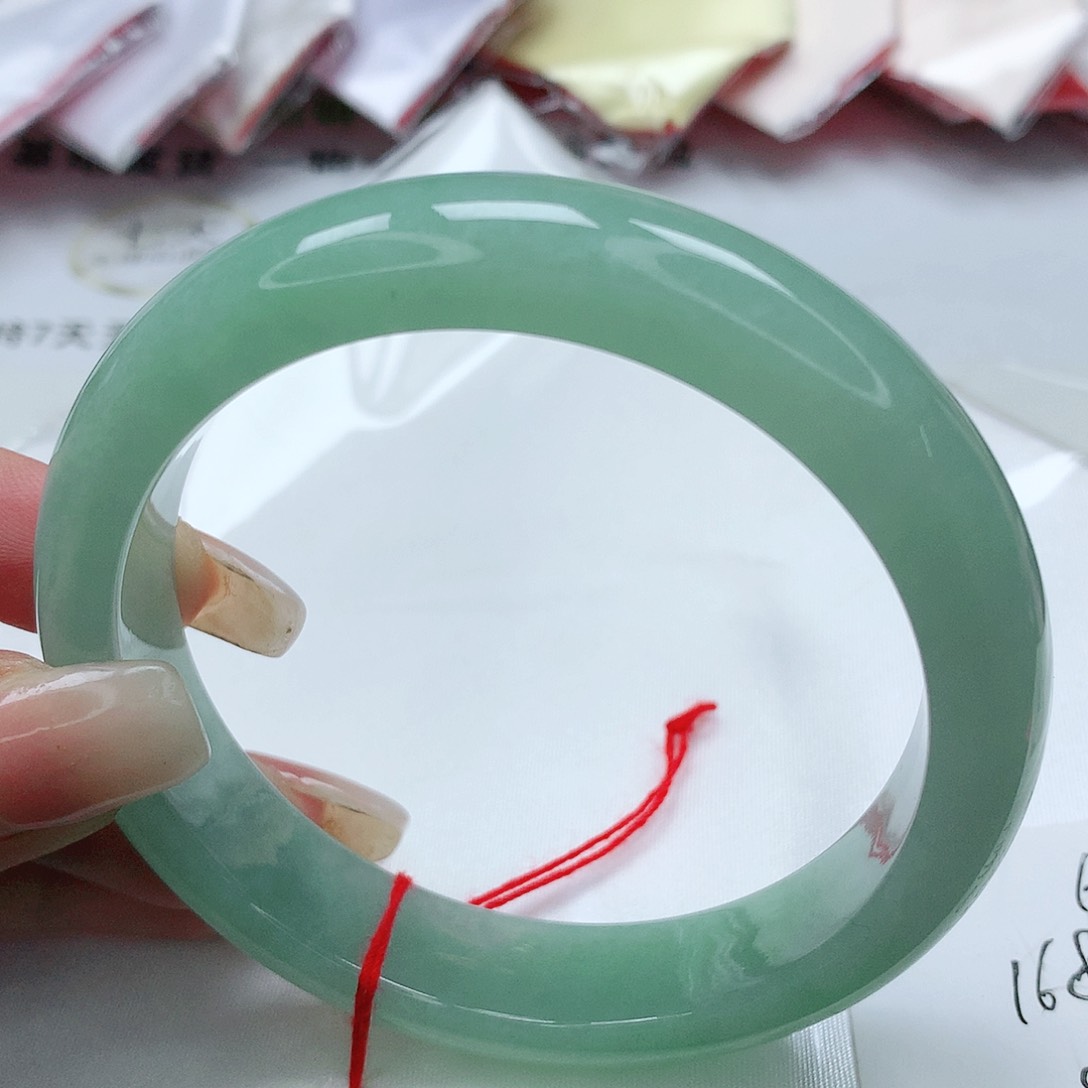 【闪购商品】翡翠手镯未镶嵌缅甸天然A货翡翠