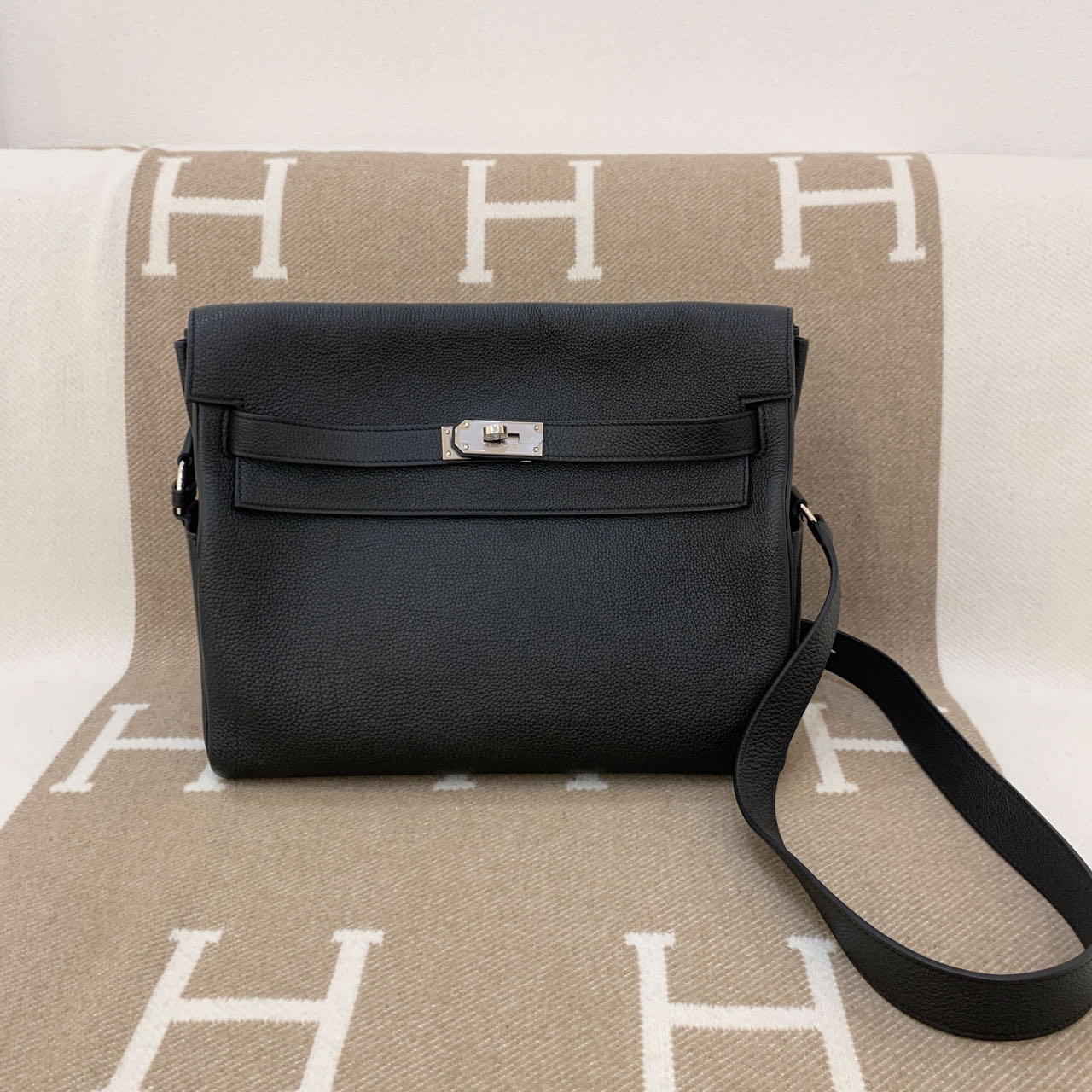 99新 Hermes/爱马仕 kelly messenger gm B togo  黑色0114p2 