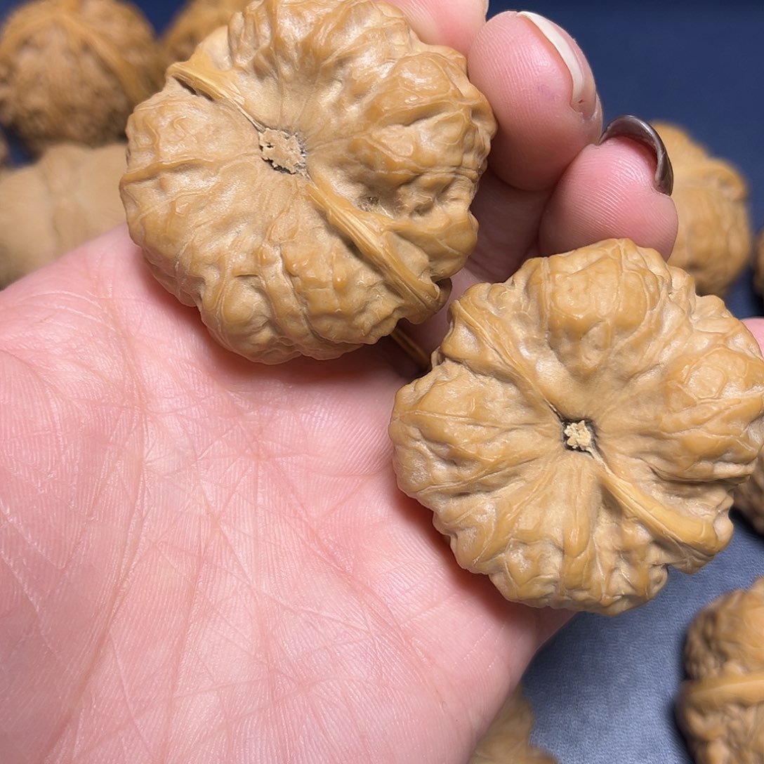 文玩核桃吊坠临****具哇哇哇