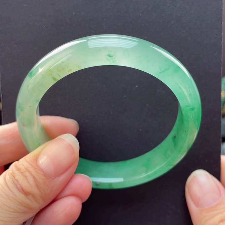 石英质玉手镯未镶嵌56-57