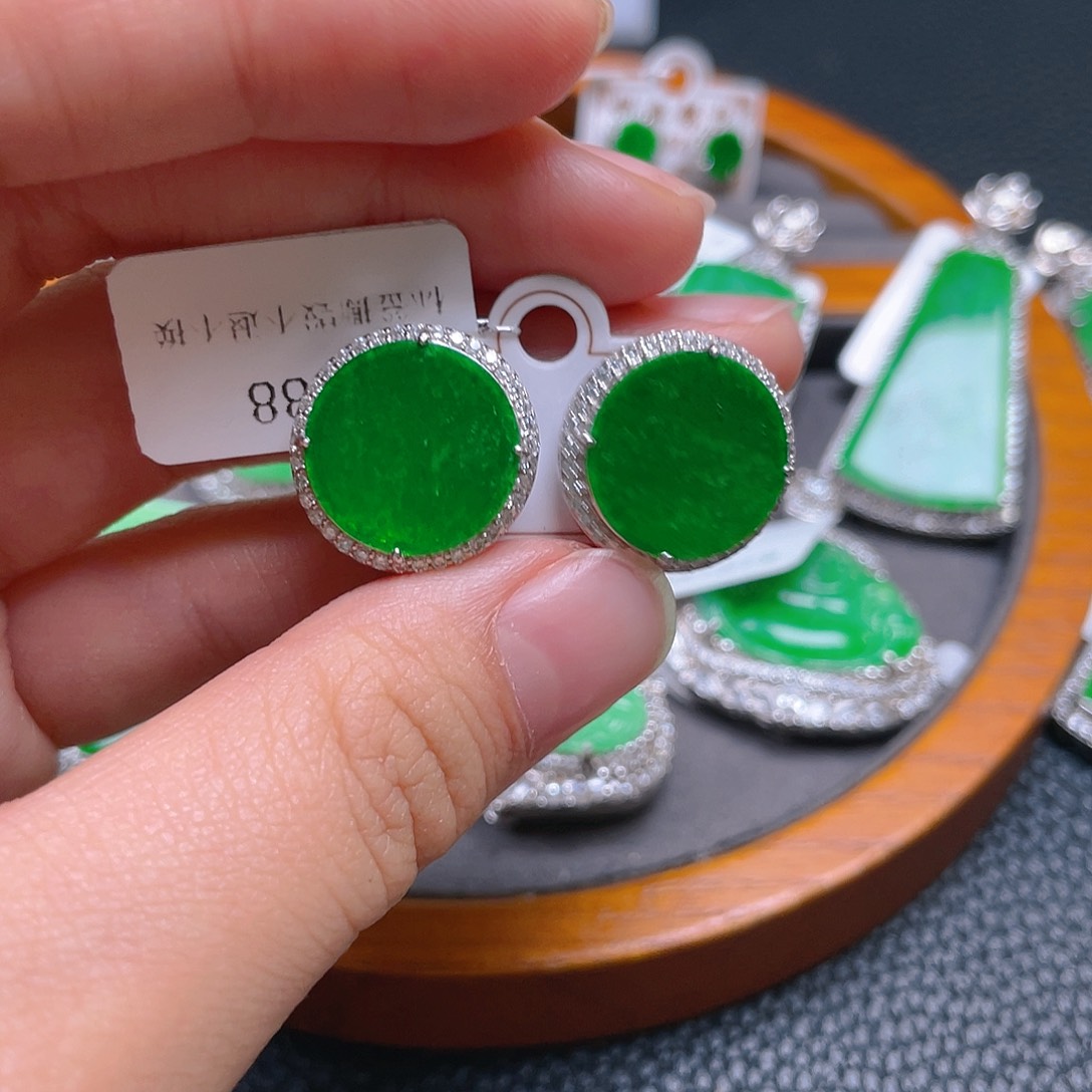 【闪购商品】翡翠吊坠(不含链)银S925镶嵌