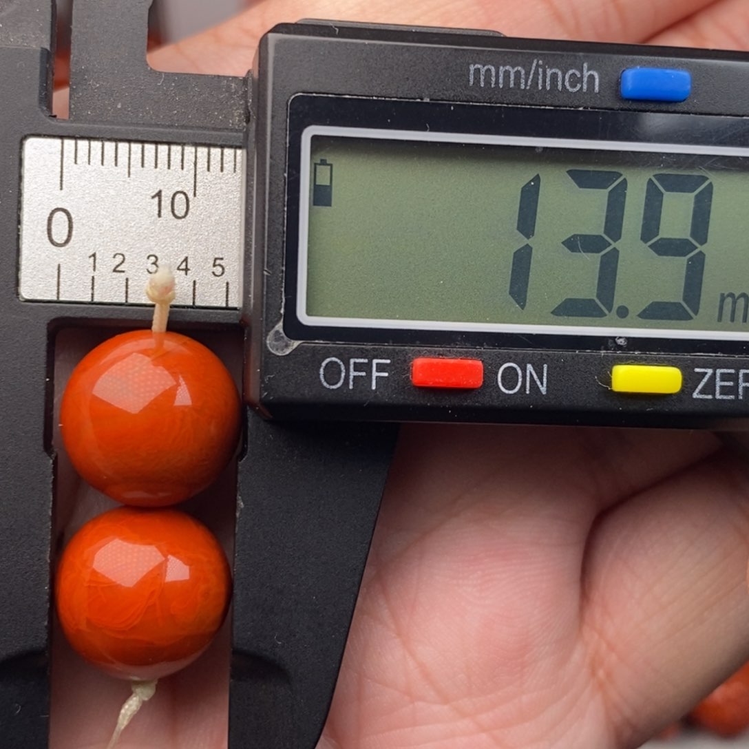 南红玛瑙配饰未镶嵌微瑕