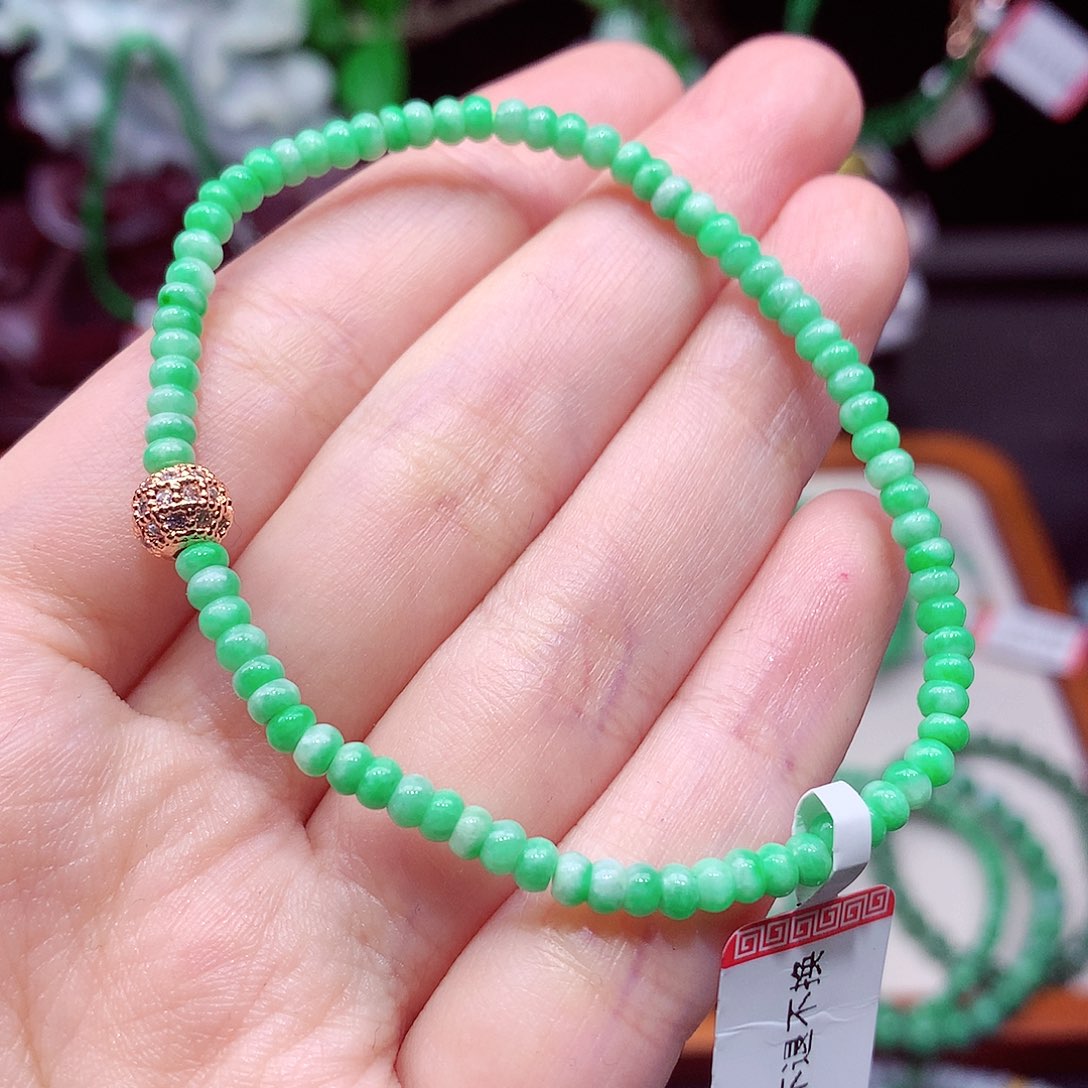 翡翠未镶嵌手链翡翠
