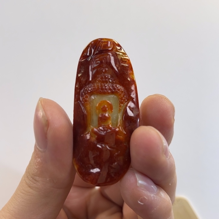 翡翠吊坠(赠链)未镶嵌代编织