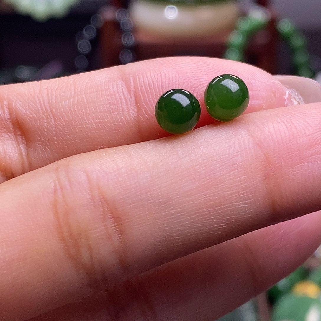 和田玉福利款碧玉银耳钉未镶嵌