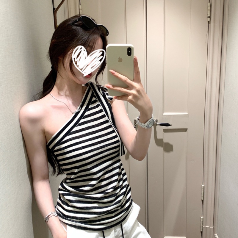 2025年夏季新款美式复古高级设计感斜肩露肩绑带条纹修身显瘦上衣