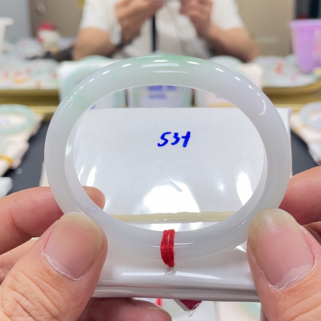 未镶嵌手镯翡翠翡翠手镯