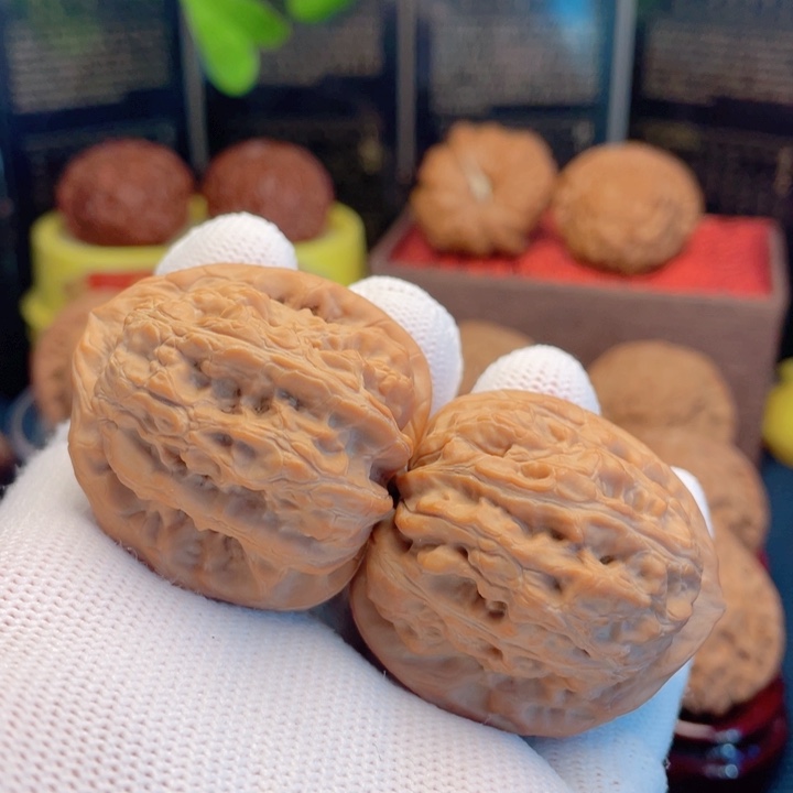 文玩核桃吊坠37全品赤龙鸡心