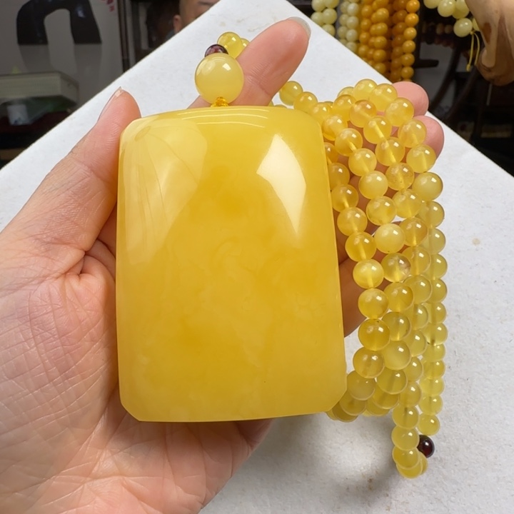 蜜蜡珠宝奇石未镶嵌