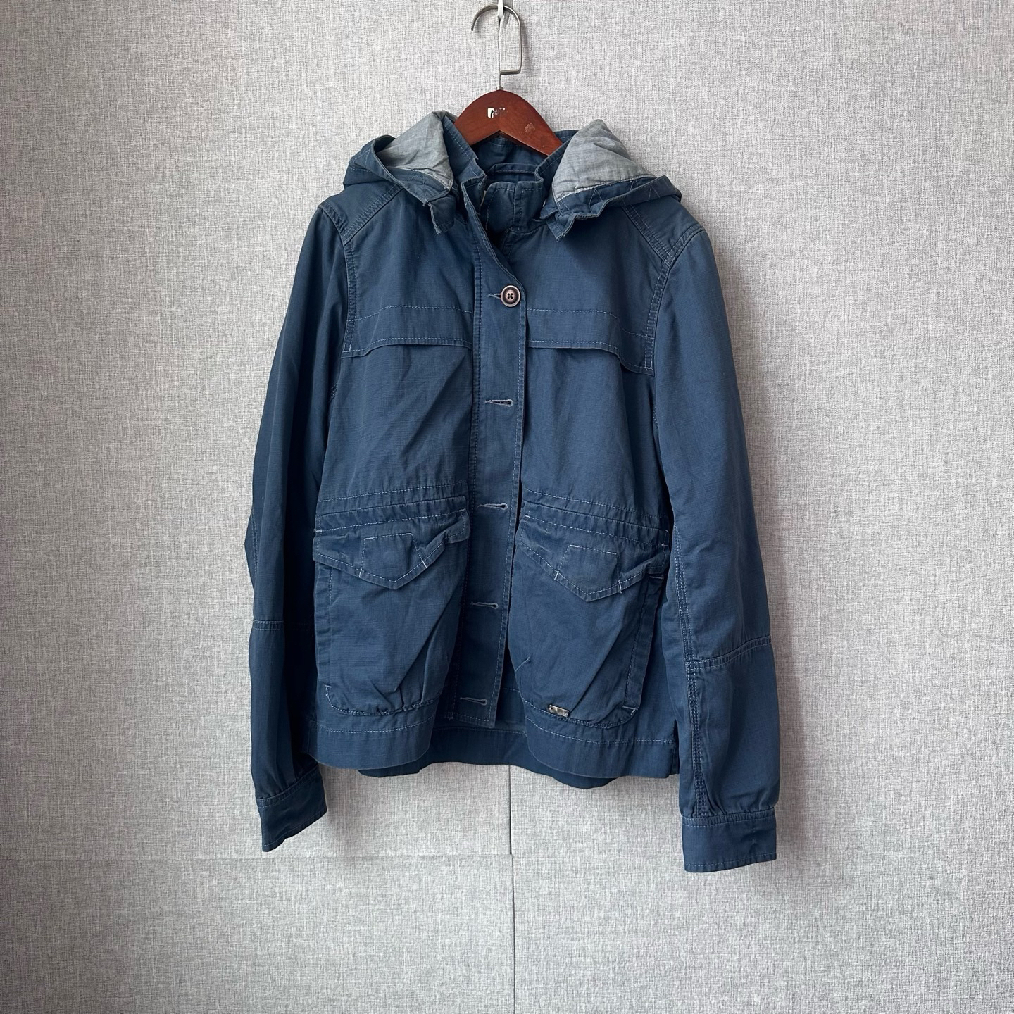 S码 levi’s/李维斯 纯色连帽拉链长袖夹克外套 蓝色 75546 0002