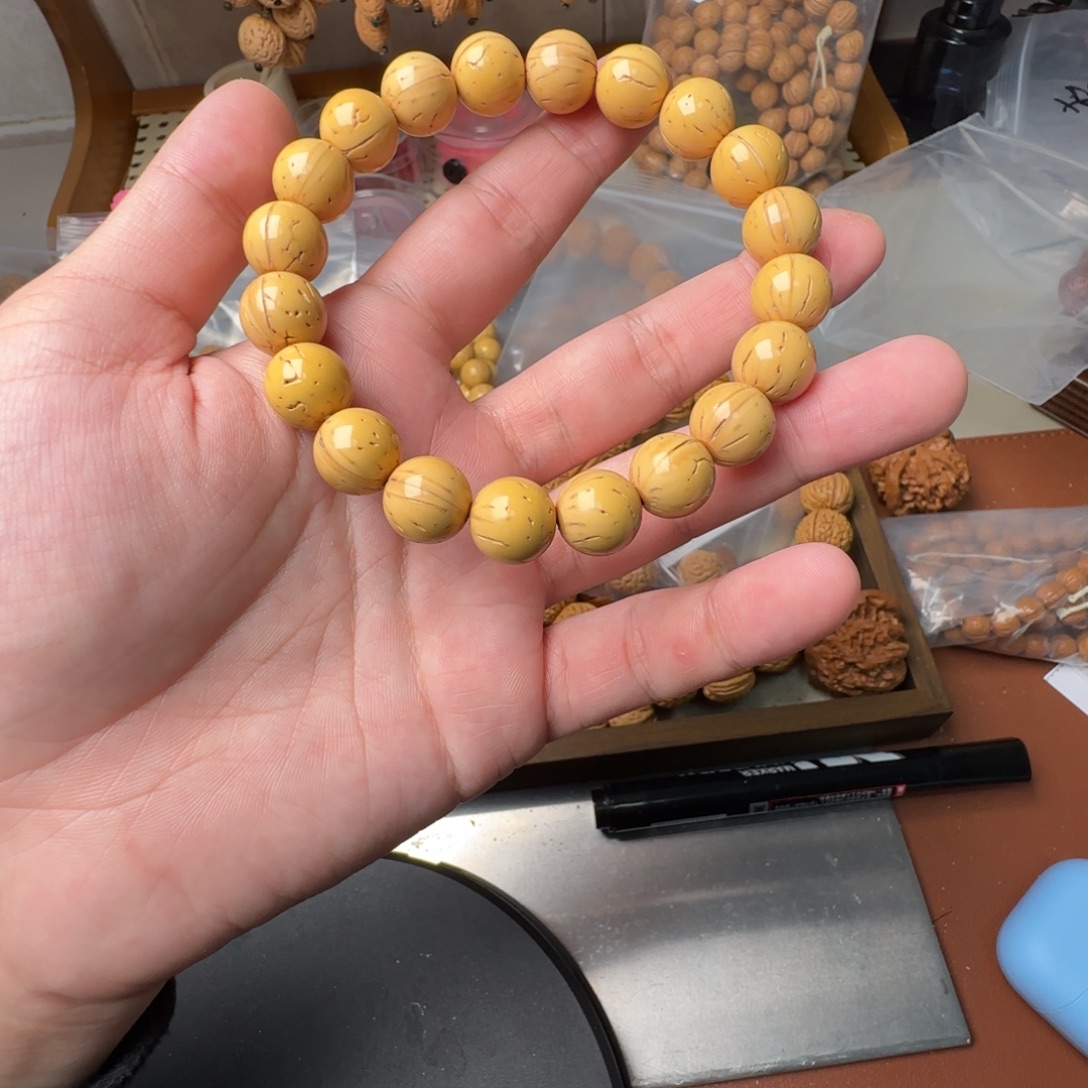 就***了桃核吊坠哈哈哈哈哈哈哈哈哈