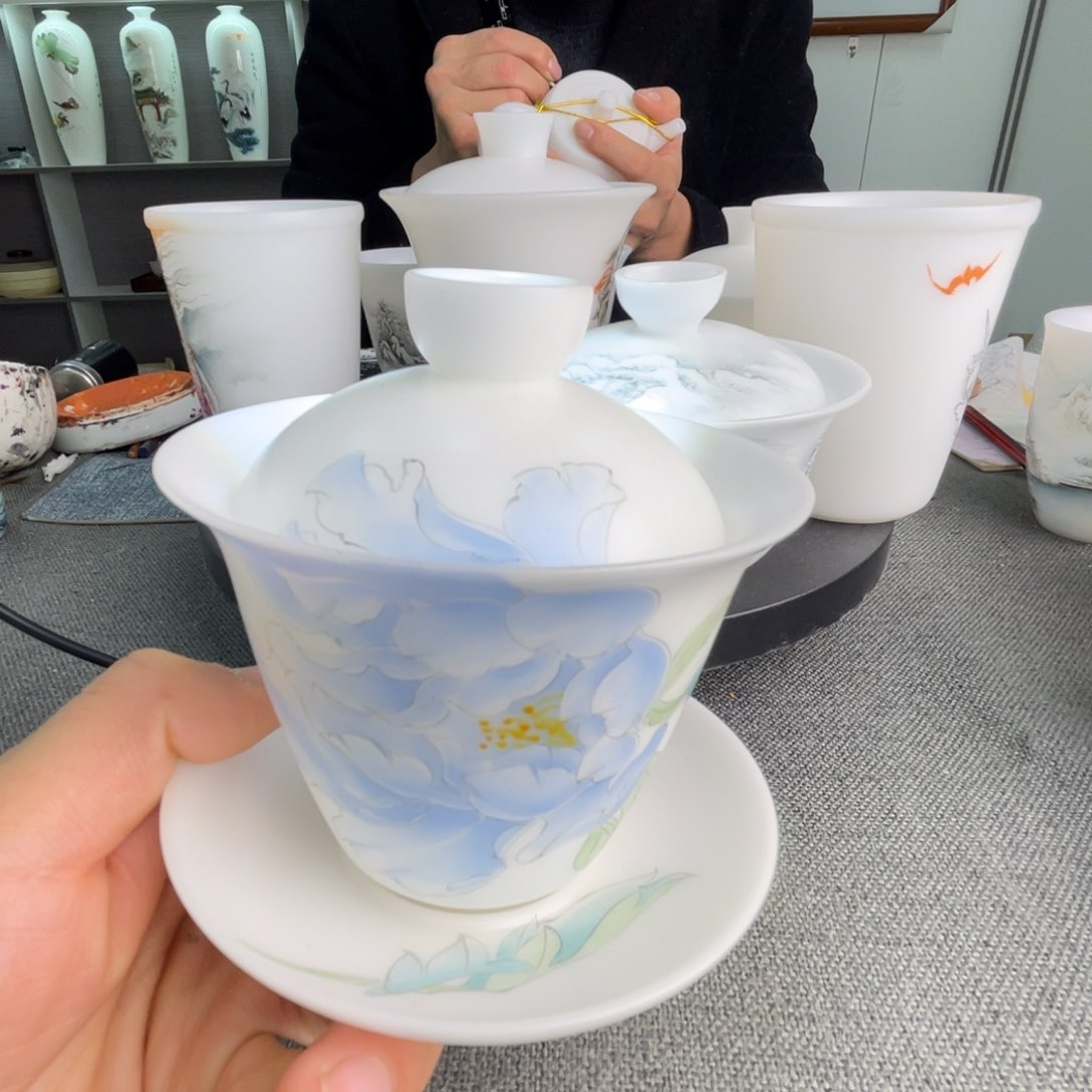 手绘里健健来咯哦我