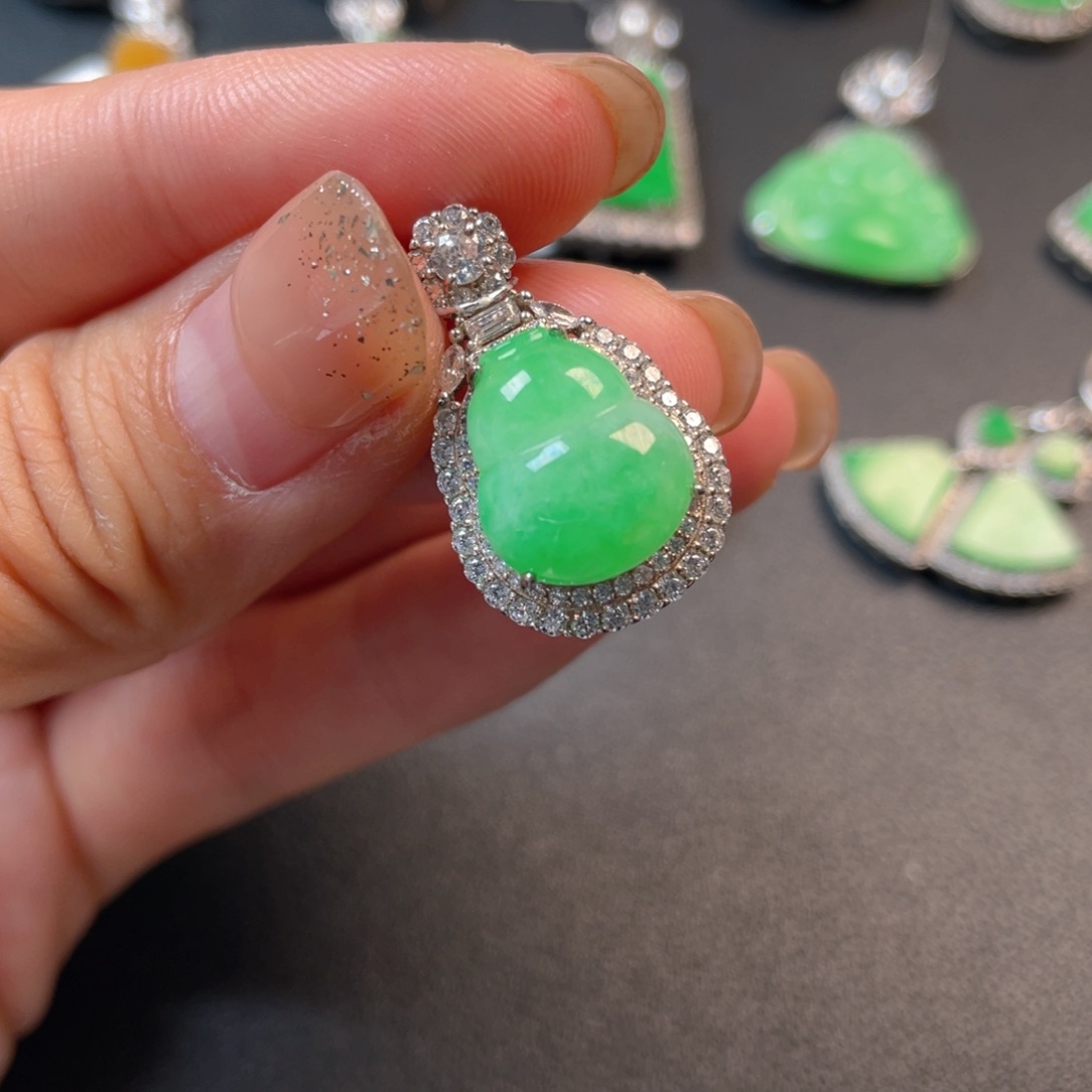 翡翠吊坠(不含链)银S925镶嵌