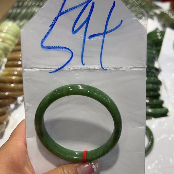 和田玉（糖玉）手镯未镶嵌