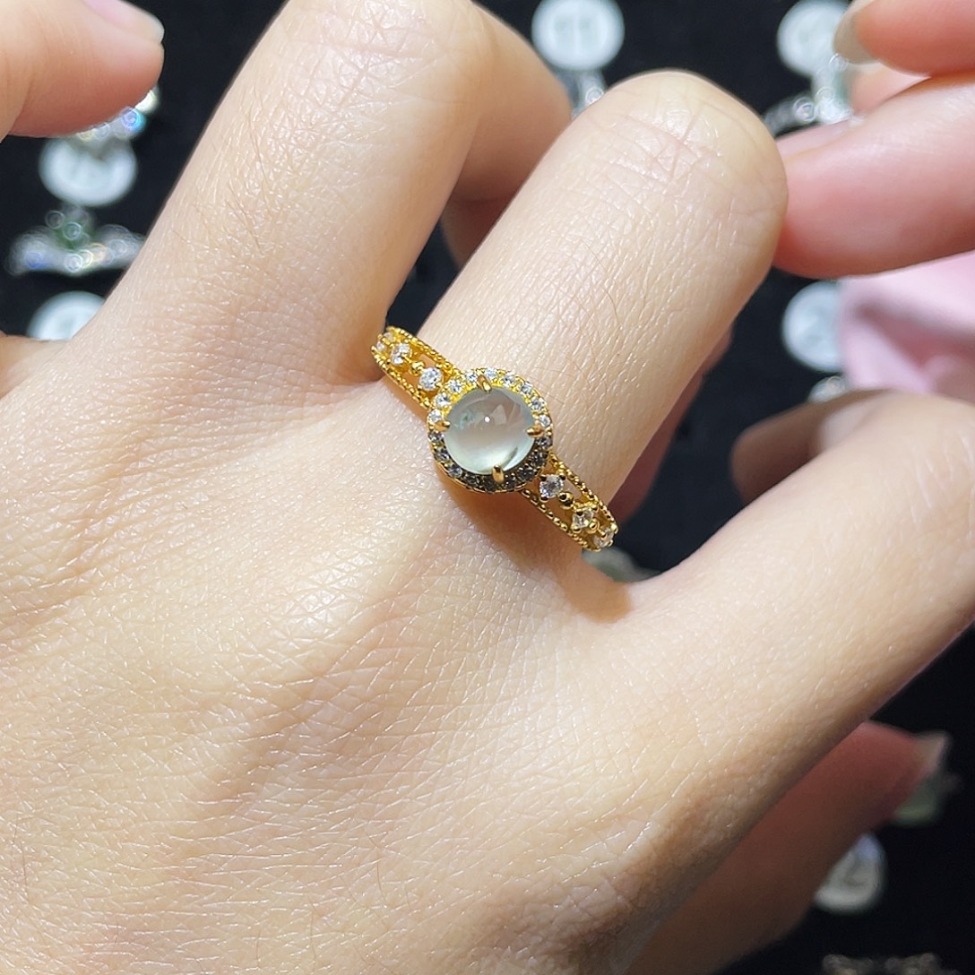 翡翠未镶嵌戒指戒指