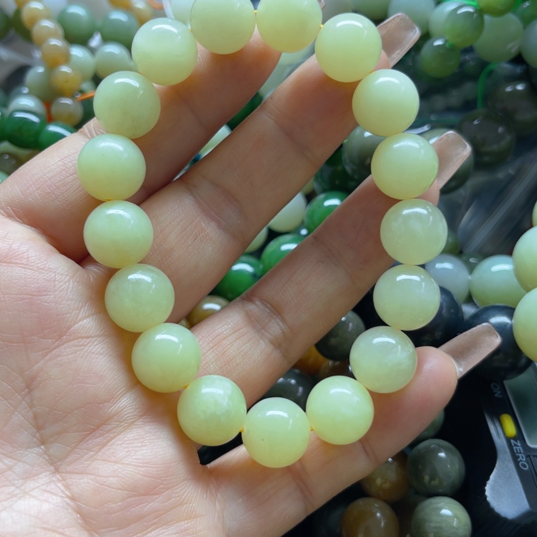 和田玉手链未镶嵌