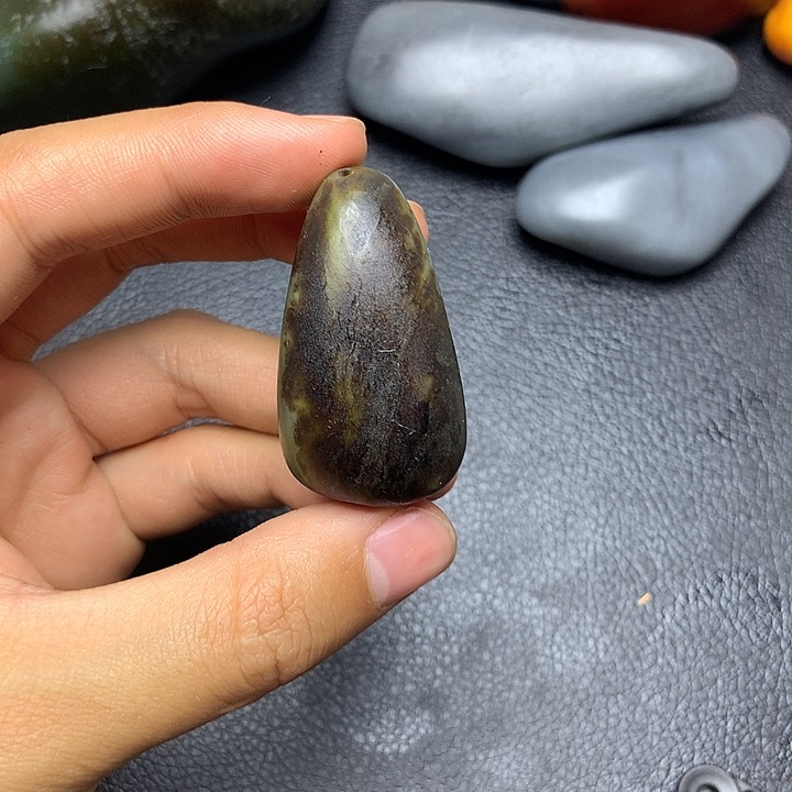 和田玉未镶嵌摆件
