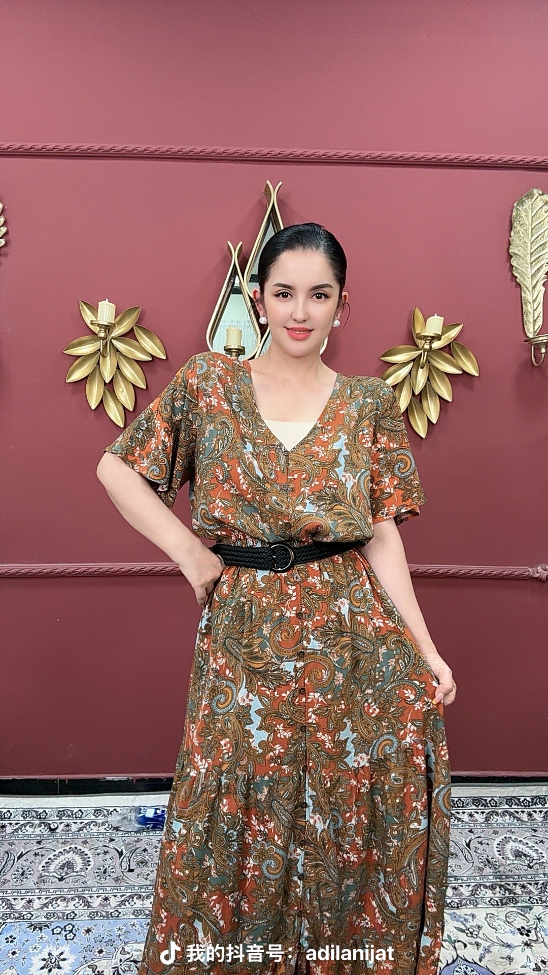 套头碎花V领不褪色拉链连衣裙休闲花色优雅blokette