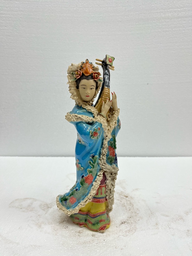 石湾陶瓷人物摆件