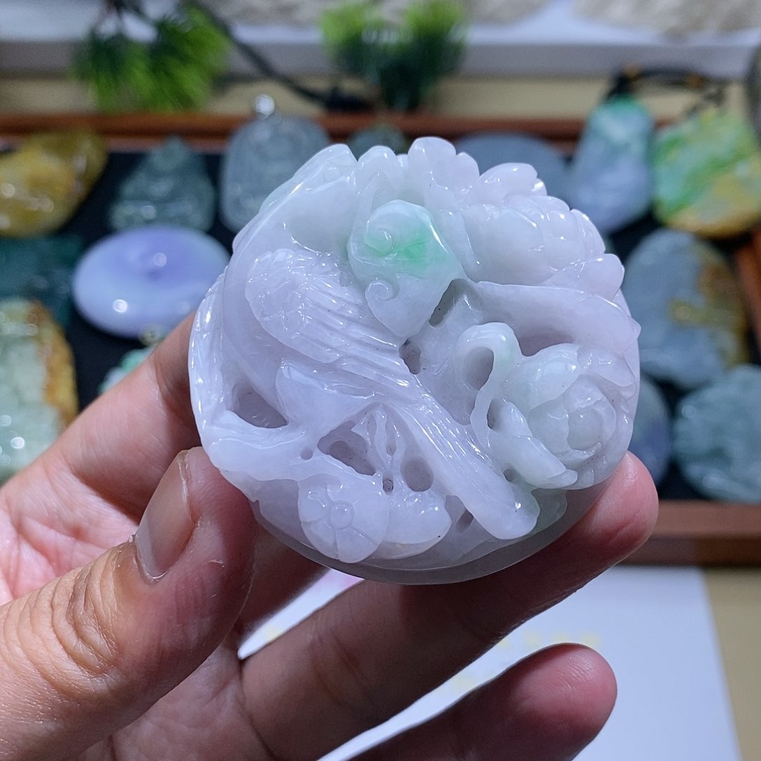 【闪购商品】翡翠颈饰未镶嵌喜上眉梢