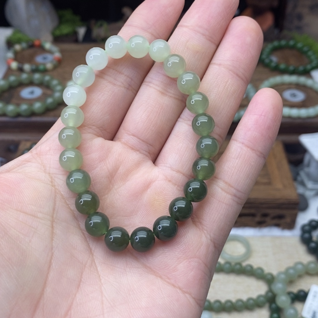 人***茶和田玉未镶嵌手链渐变卡8