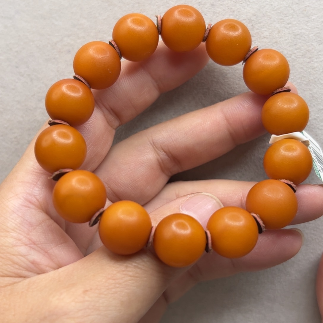 琥珀未镶嵌珠宝奇石14+