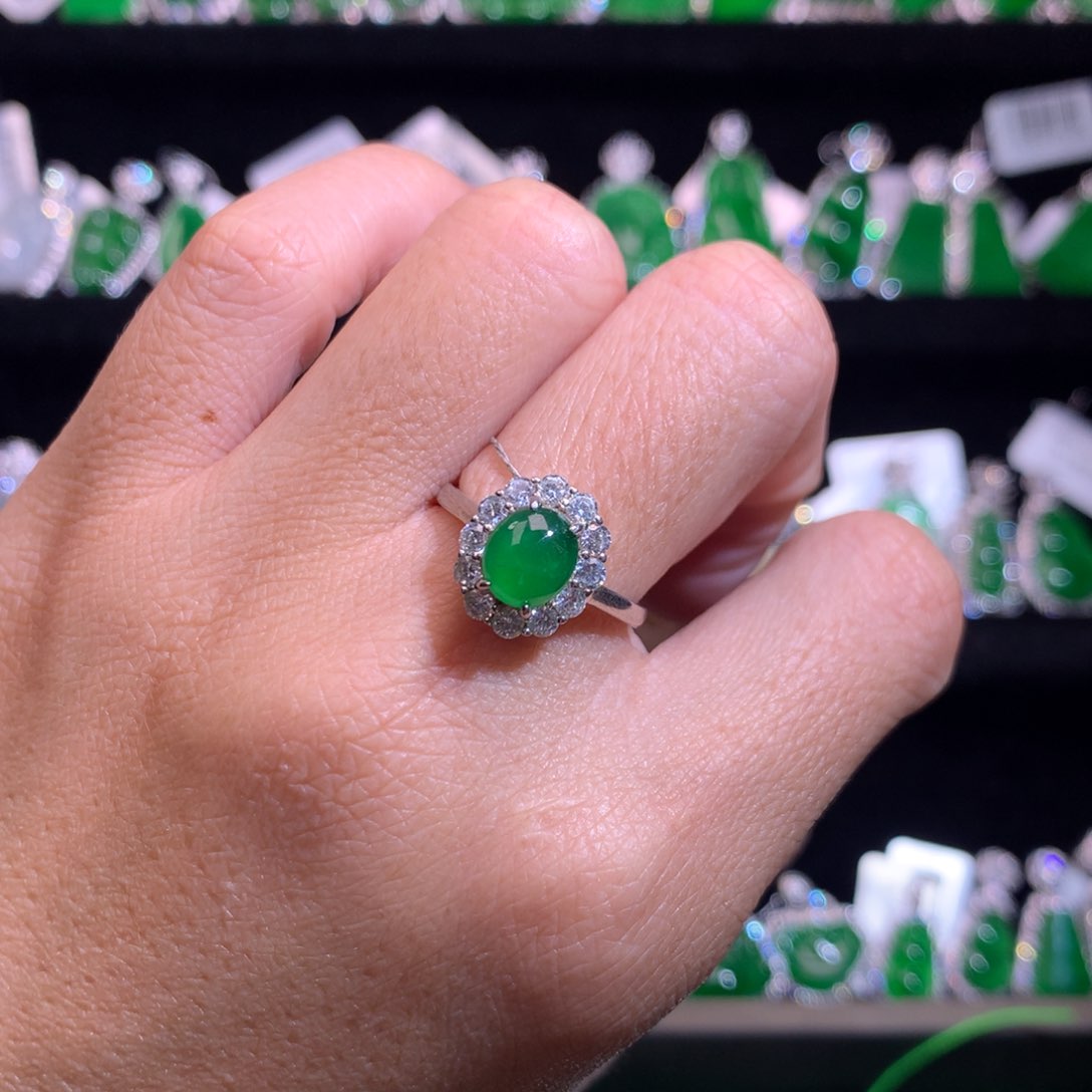 【闪购商品】银S925镶嵌戒指翡翠