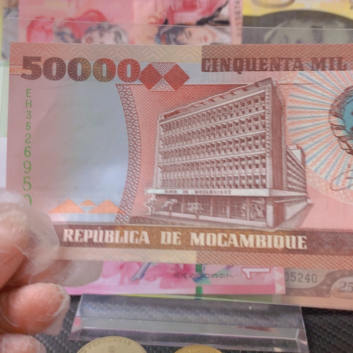 纸币全新纸币莫桑比克5万