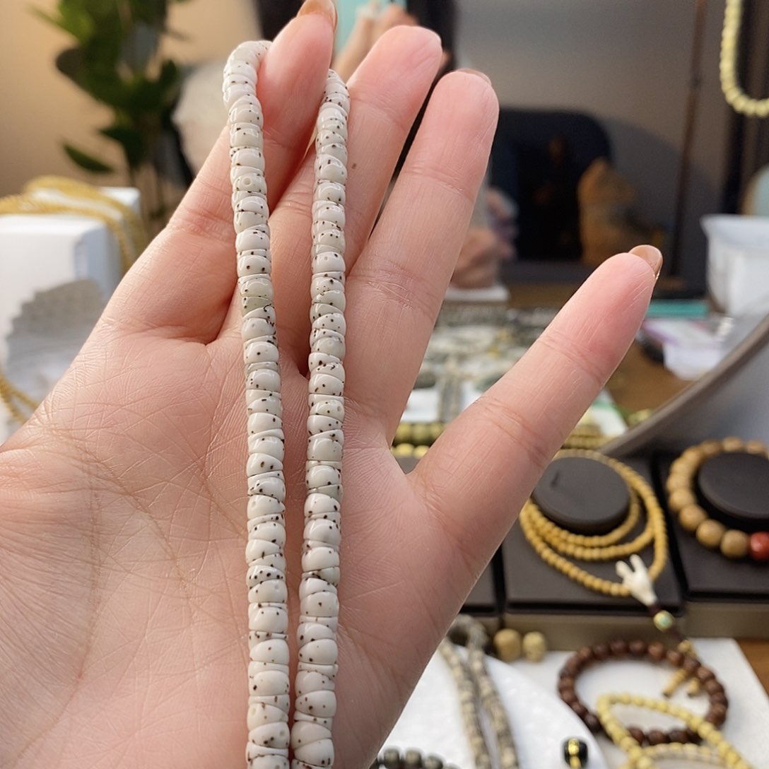 星月菩提手串卡6瓷白大肠