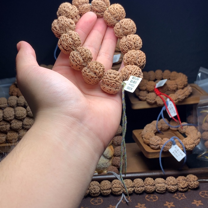 吊坠金刚菩提古龙蜂窝梅花双龙头货24mm