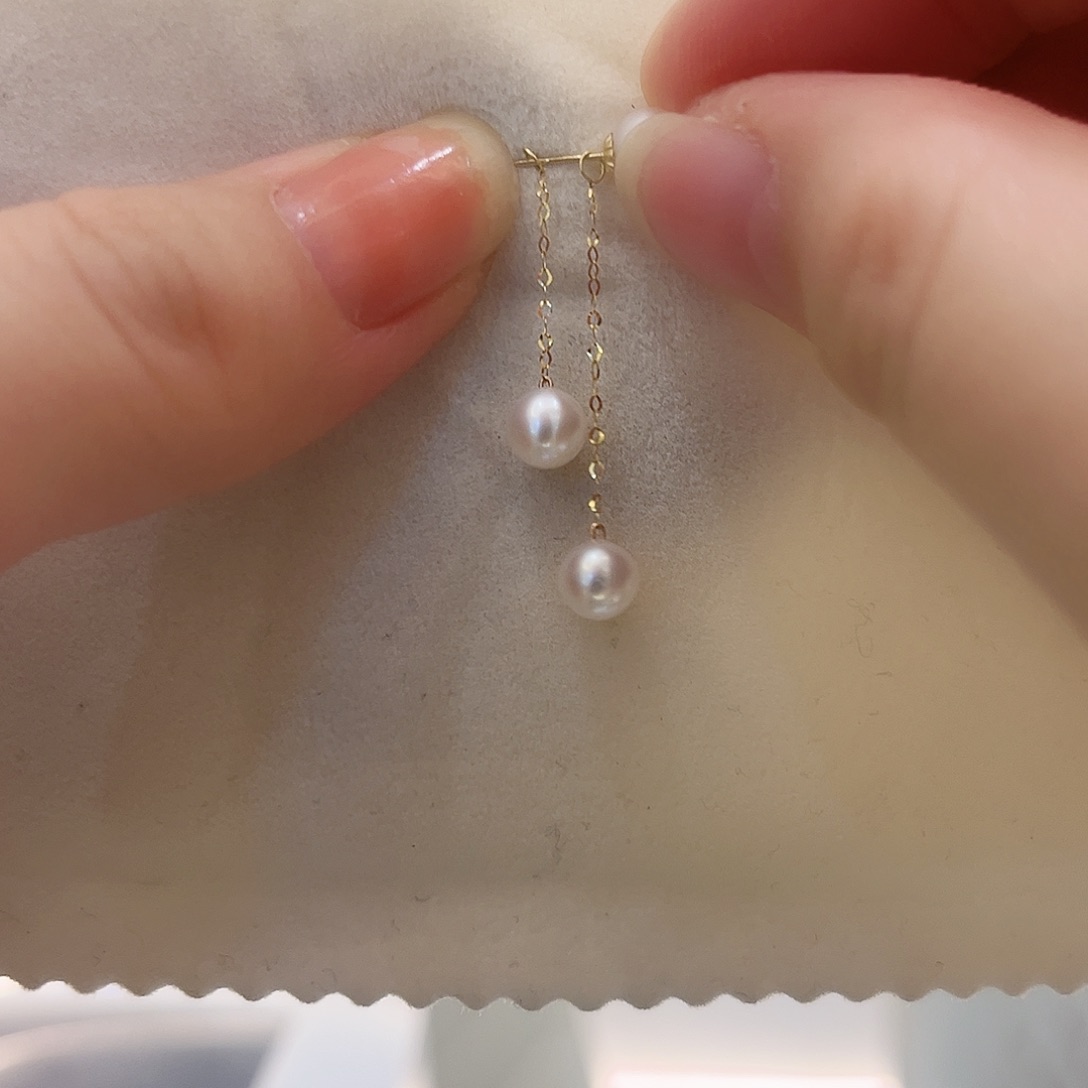 18K金镶嵌淡水珍珠耳饰