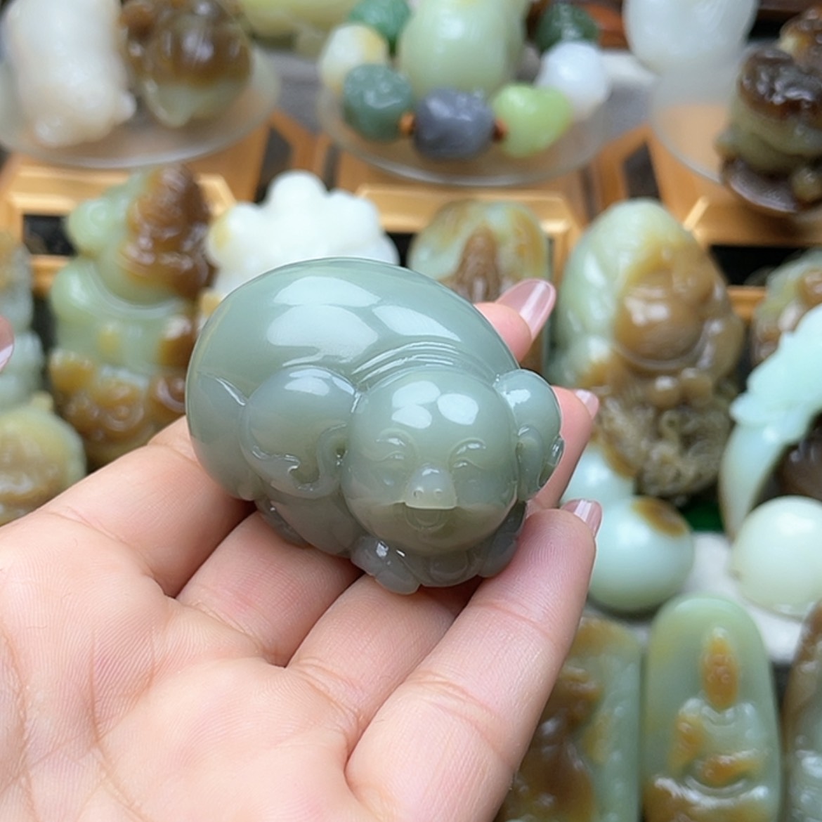 【闪购商品】未镶嵌和田玉挂件苍**月