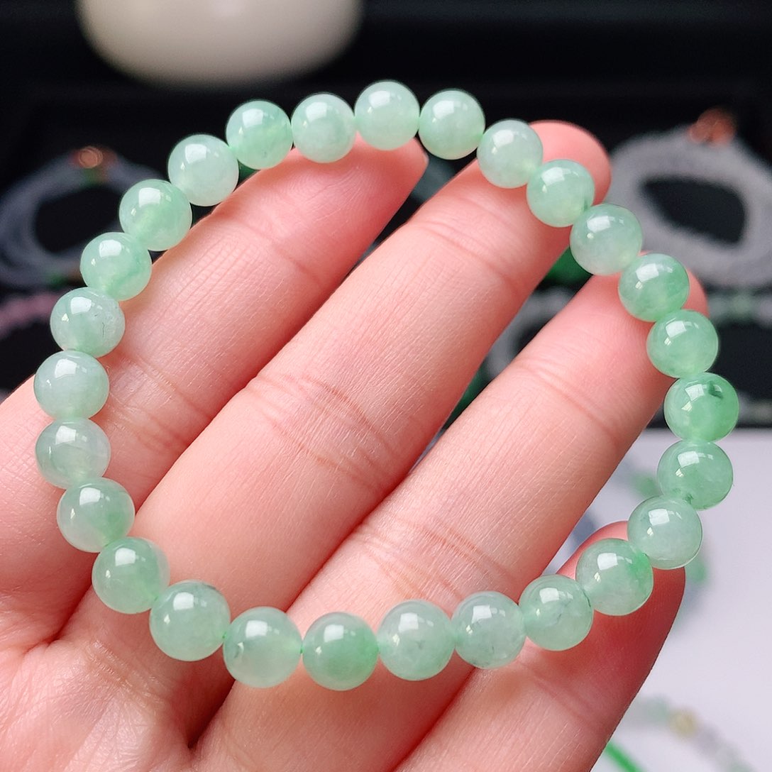 翡翠手链未镶嵌翡翠