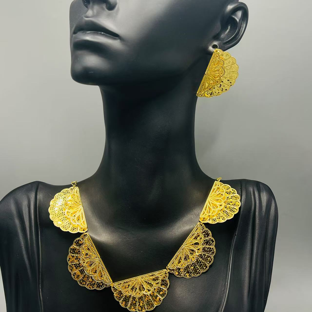 A播 34.23g足金999套链d