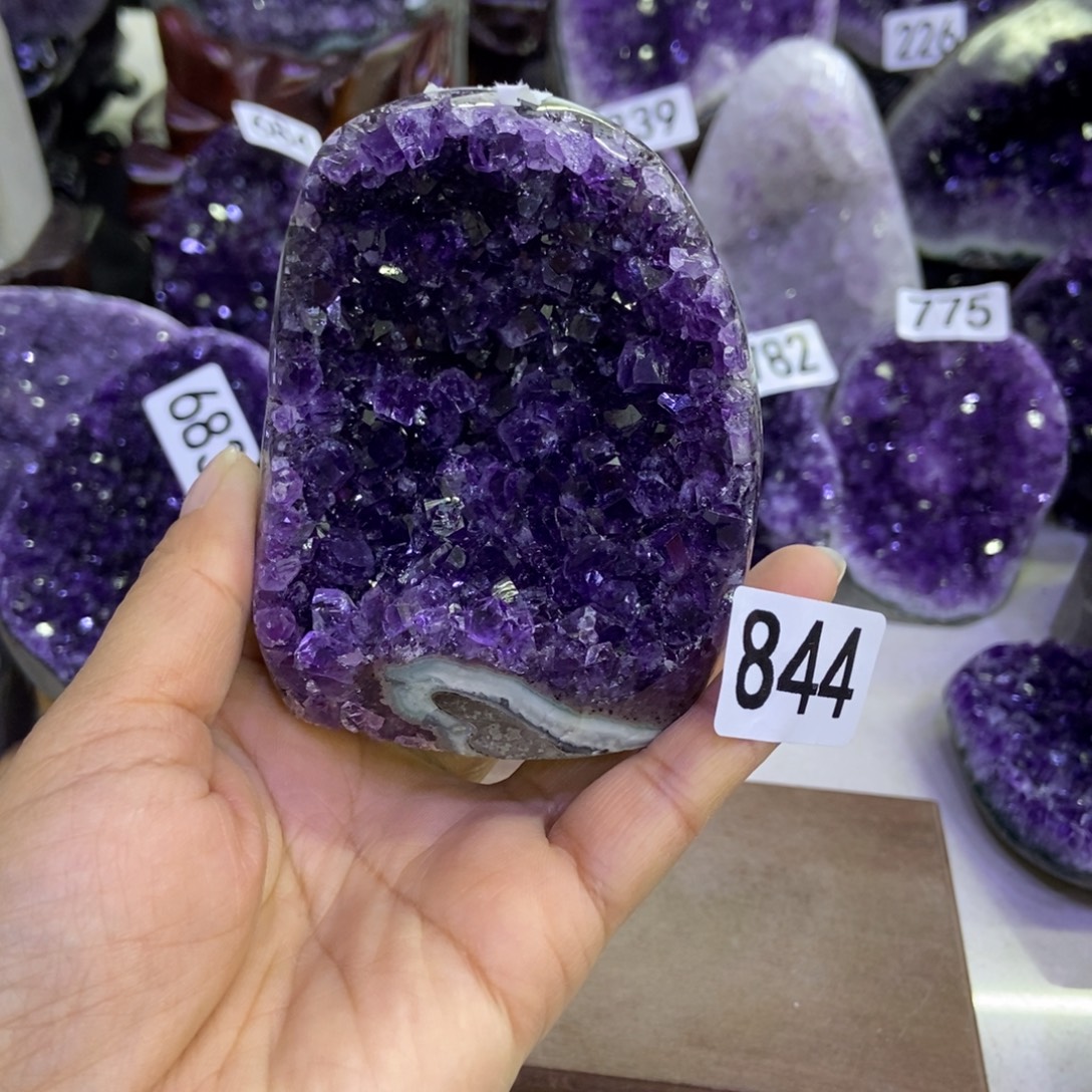 未镶嵌大型摆件（非配饰）水晶