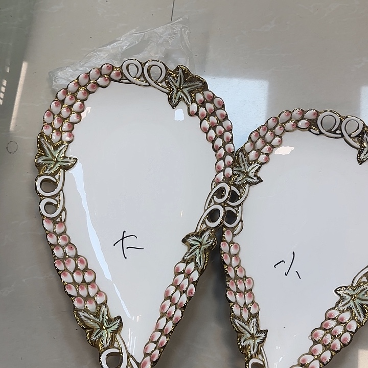 鹿与海陶瓷有限公司