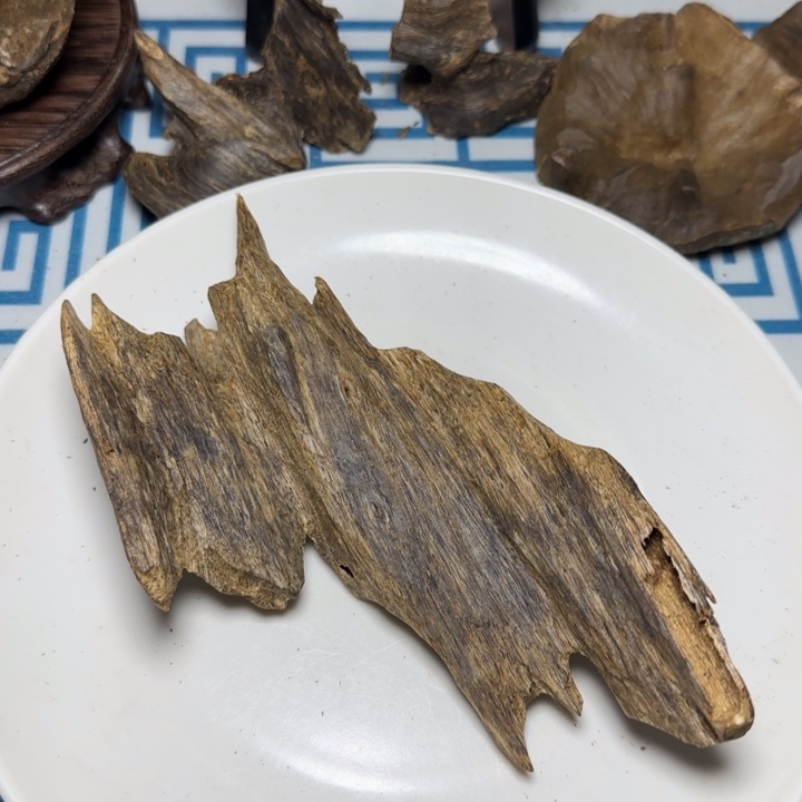 线香海南黄奇虫漏40克