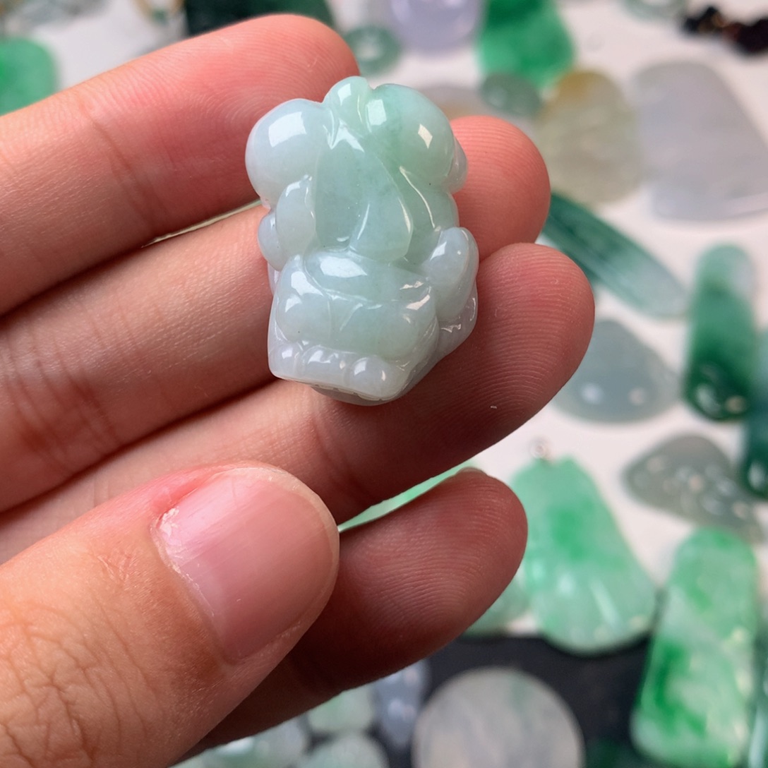 未镶嵌挂件翡翠貔貅