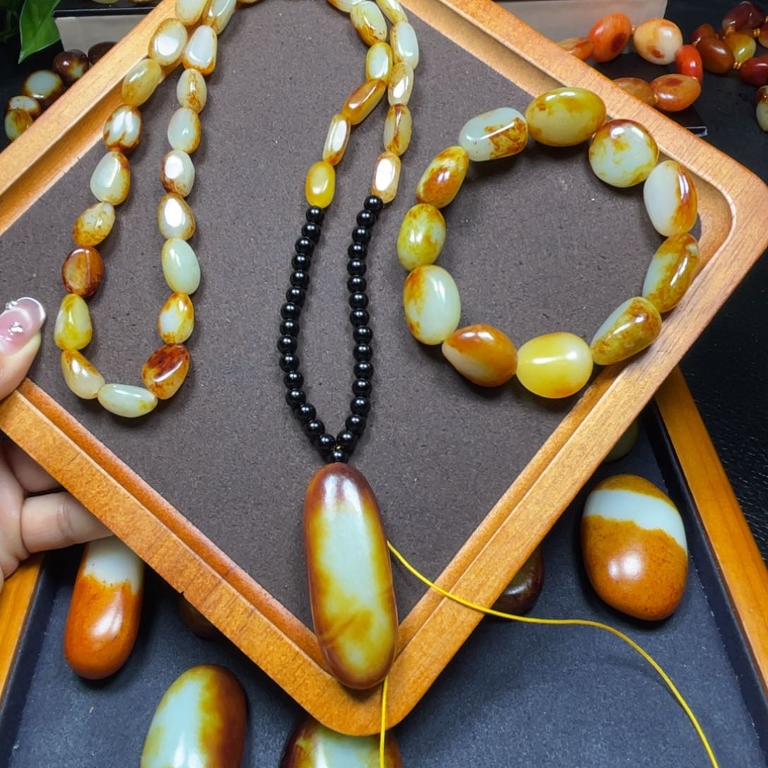 颈饰未镶嵌和田玉王*生